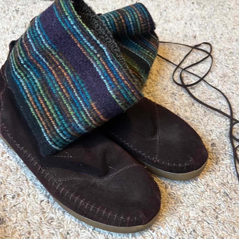 Toms Women's Nepal brown Suede Boot | 8.5